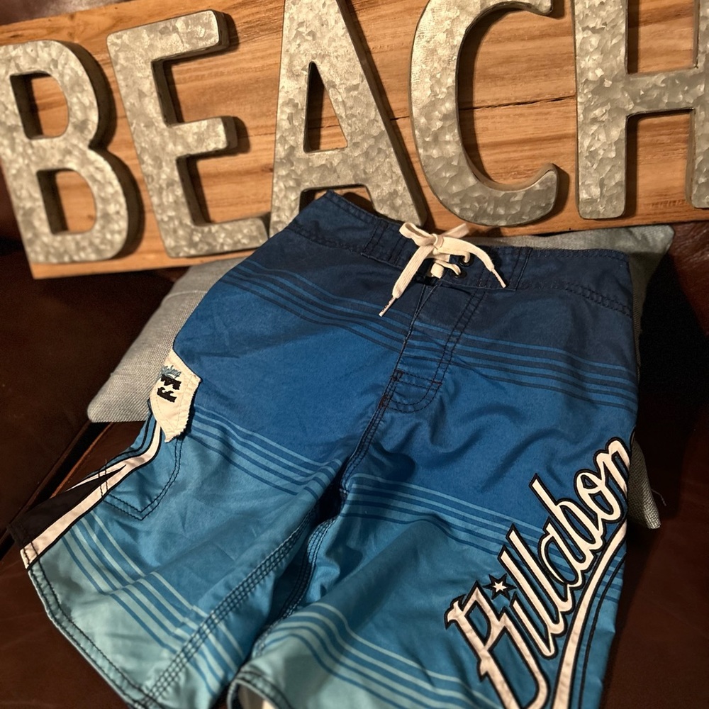 Billibong board shorts!   Size 23 / 10 slim